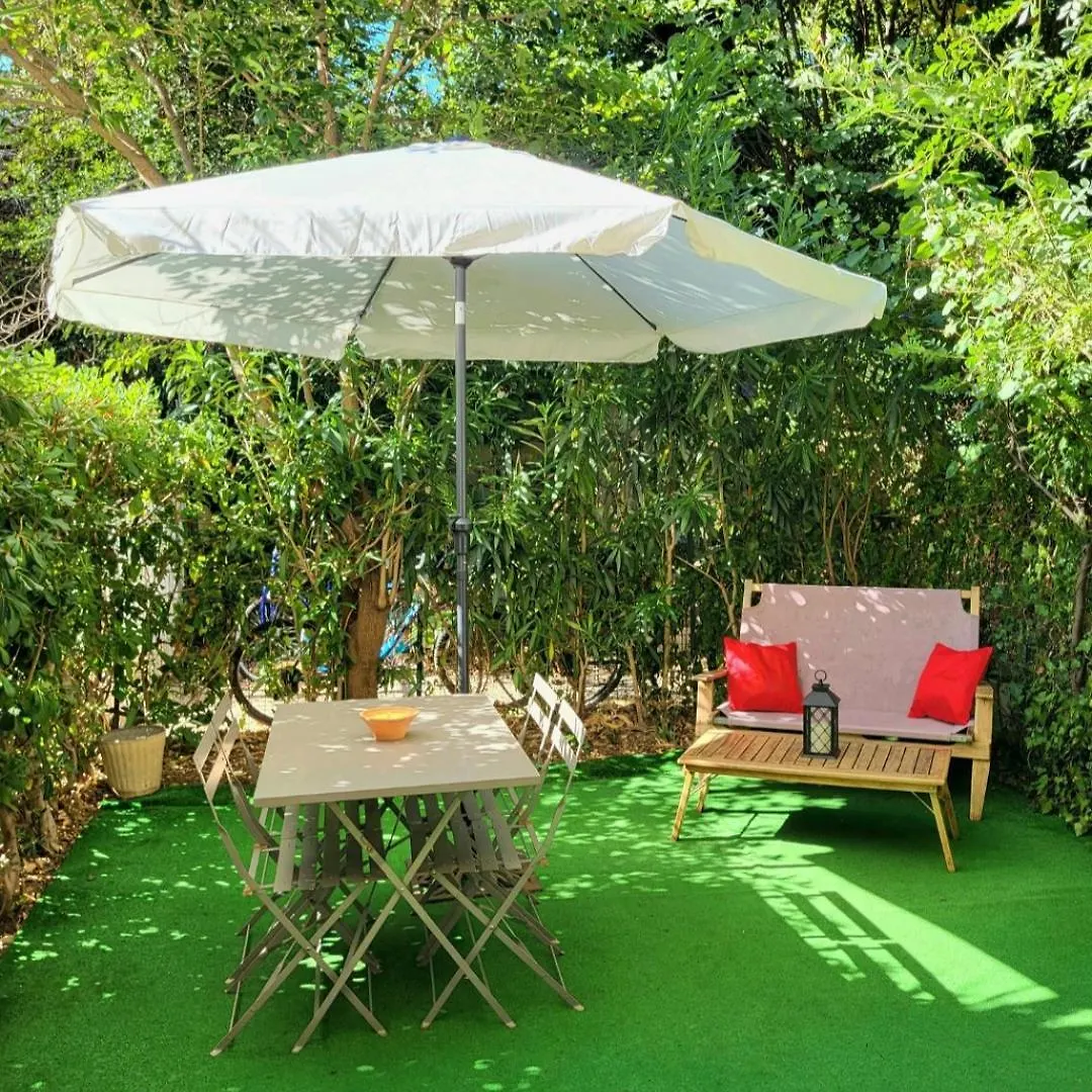 Studio 4 Personnes Avec Jardin Et Parking A Hyères Appartement
